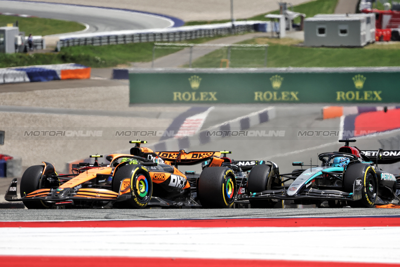 GP AUSTRIA, Lando Norris (GBR) McLaren MCL38 at the partenza of the race.

30.06.2024. Formula 1 World Championship, Rd 11, Austrian Grand Prix, Spielberg, Austria, Gara Day.

- www.xpbimages.com, EMail: requests@xpbimages.com © Copyright: Bearne / XPB Images