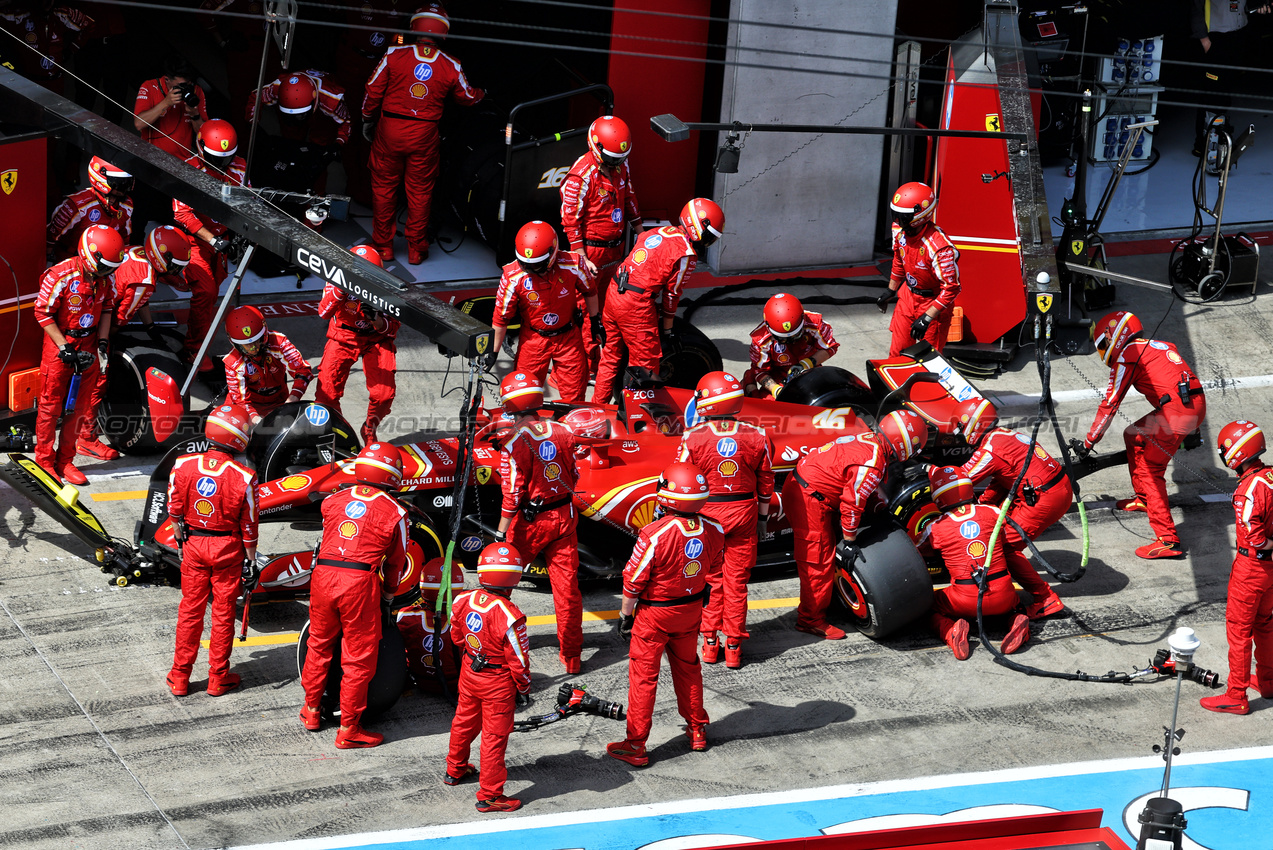 GP AUSTRIA, Charles Leclerc (MON) Ferrari SF-24 makes a pit stop.

30.06.2024. Formula 1 World Championship, Rd 11, Austrian Grand Prix, Spielberg, Austria, Gara Day.

- www.xpbimages.com, EMail: requests@xpbimages.com © Copyright: Batchelor / XPB Images