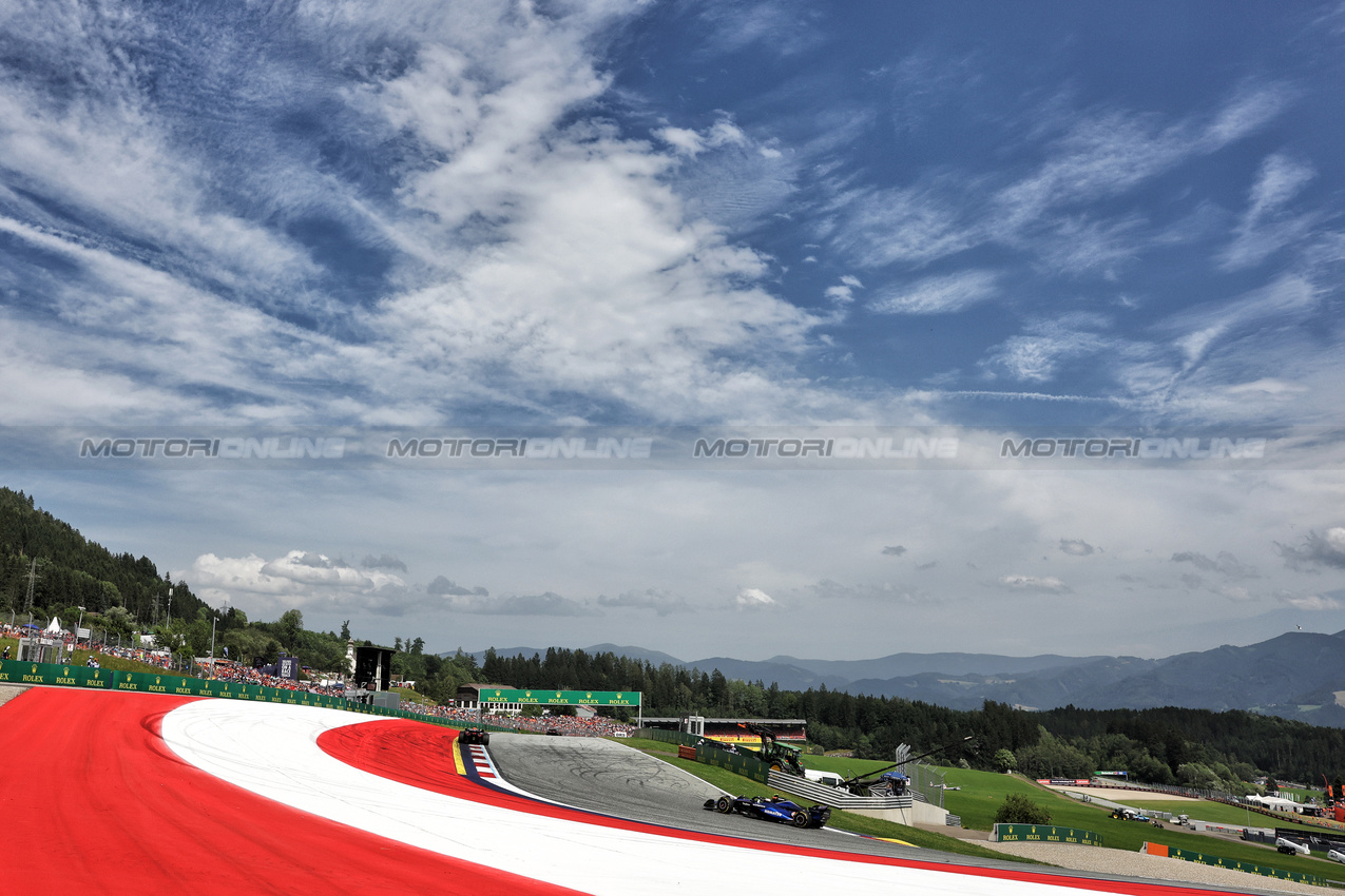 GP AUSTRIA, Logan Sargeant (USA) Williams Racing FW46.

30.06.2024. Formula 1 World Championship, Rd 11, Austrian Grand Prix, Spielberg, Austria, Gara Day.

- www.xpbimages.com, EMail: requests@xpbimages.com © Copyright: Bearne / XPB Images