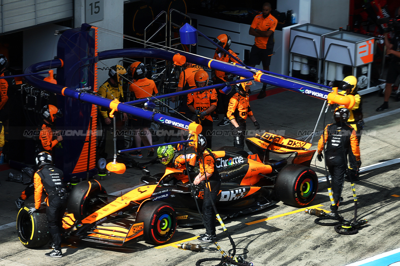 GP AUSTRIA, Lando Norris (GBR) McLaren MCL38 retired from the race.

30.06.2024. Formula 1 World Championship, Rd 11, Austrian Grand Prix, Spielberg, Austria, Gara Day.

- www.xpbimages.com, EMail: requests@xpbimages.com © Copyright: Charniaux / XPB Images