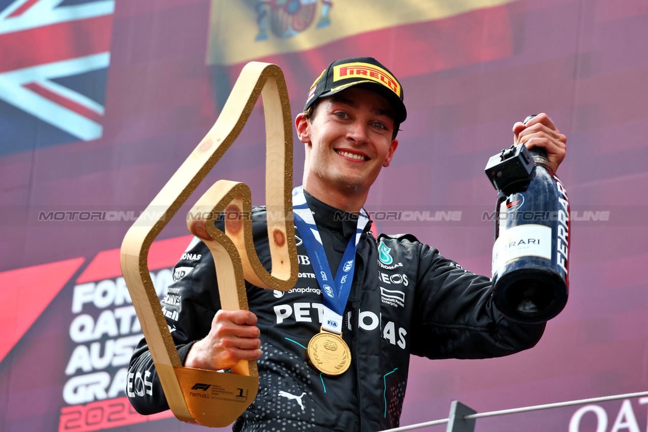 GP AUSTRIA, Gara winner George Russell (GBR) Mercedes AMG F1 celebrates on the podium.

30.06.2024. Formula 1 World Championship, Rd 11, Austrian Grand Prix, Spielberg, Austria, Gara Day.

 - www.xpbimages.com, EMail: requests@xpbimages.com © Copyright: Coates / XPB Images