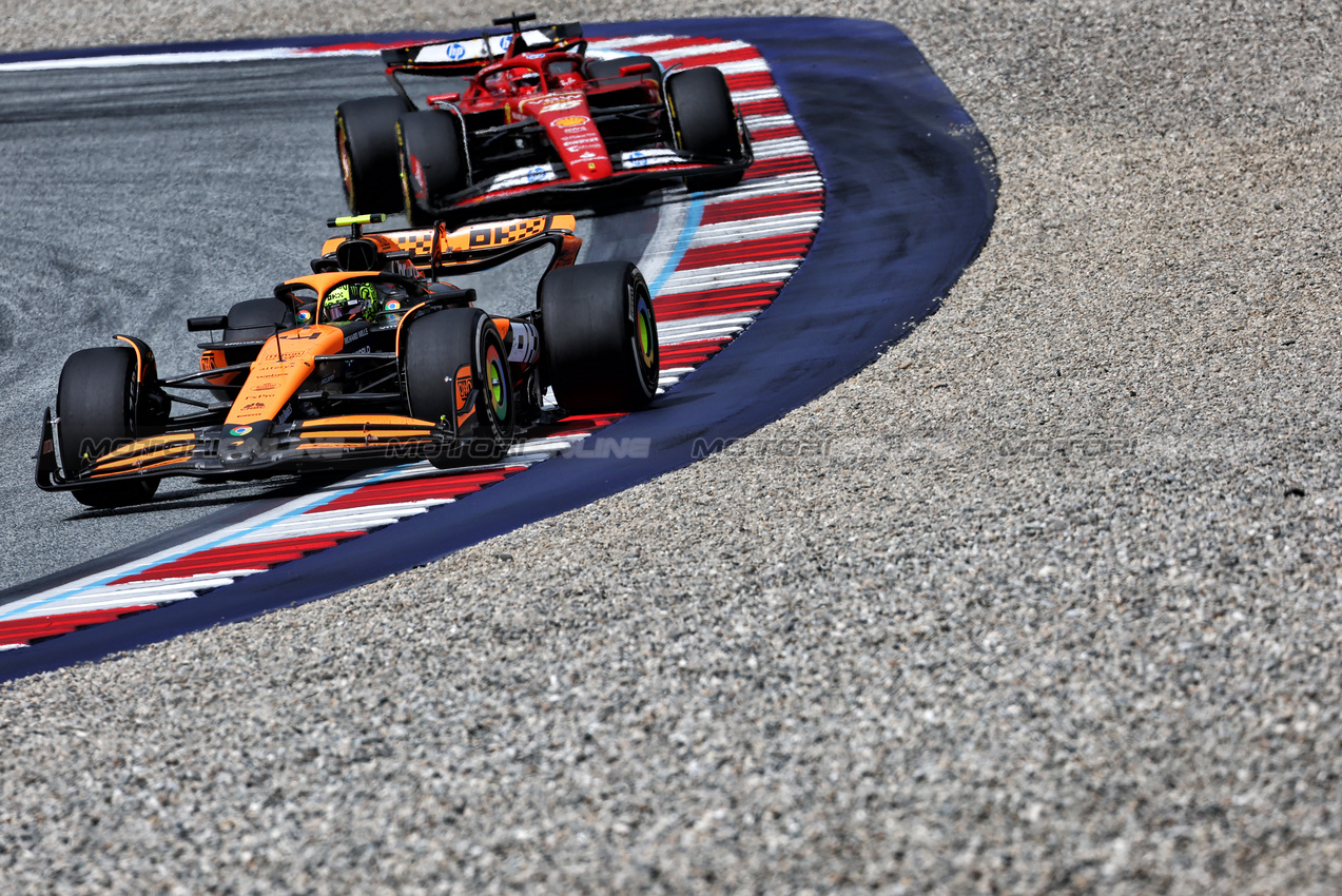 GP AUSTRIA, Lando Norris (GBR) McLaren MCL38.

30.06.2024. Formula 1 World Championship, Rd 11, Austrian Grand Prix, Spielberg, Austria, Gara Day.

 - www.xpbimages.com, EMail: requests@xpbimages.com © Copyright: Coates / XPB Images