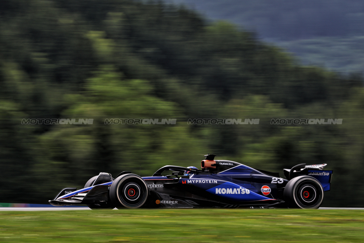 GP AUSTRIA, Alexander Albon (THA) Williams Racing FW46.

30.06.2024. Formula 1 World Championship, Rd 11, Austrian Grand Prix, Spielberg, Austria, Gara Day.

 - www.xpbimages.com, EMail: requests@xpbimages.com © Copyright: Coates / XPB Images