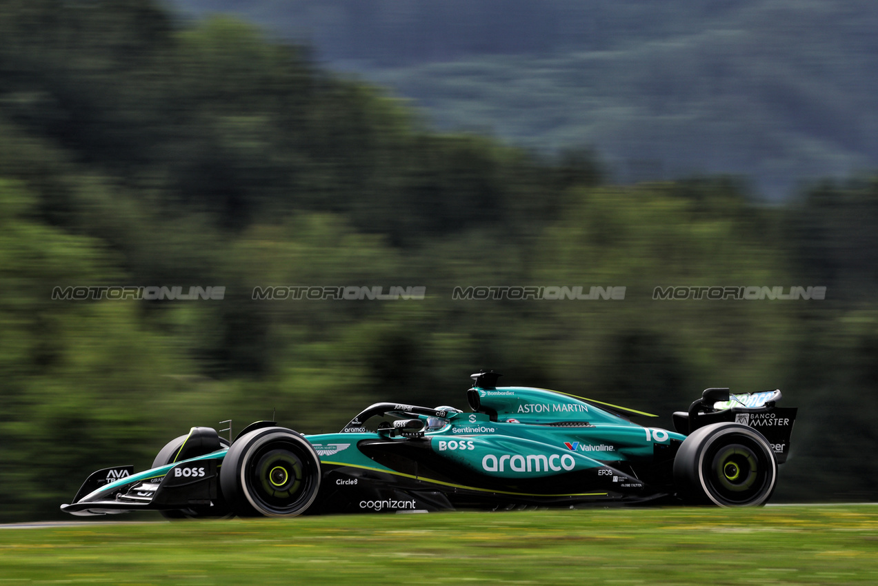 GP AUSTRIA, Lance Stroll (CDN) Aston Martin F1 Team AMR24.

30.06.2024. Formula 1 World Championship, Rd 11, Austrian Grand Prix, Spielberg, Austria, Gara Day.

 - www.xpbimages.com, EMail: requests@xpbimages.com © Copyright: Coates / XPB Images