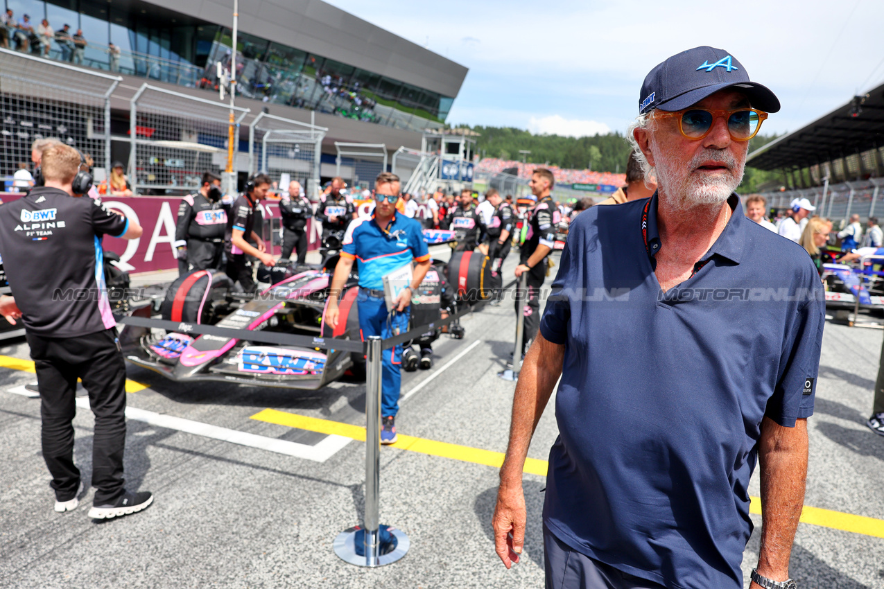 GP AUSTRIA, Flavio Briatore (ITA) Alpine F1 Team Executive Advisor on the grid.

30.06.2024. Formula 1 World Championship, Rd 11, Austrian Grand Prix, Spielberg, Austria, Gara Day.

- www.xpbimages.com, EMail: requests@xpbimages.com © Copyright: Batchelor / XPB Images