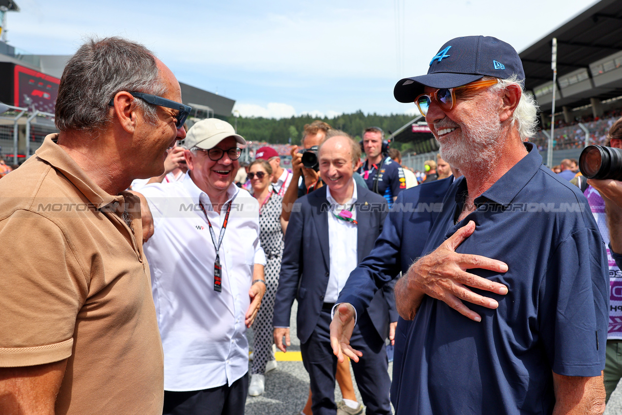 GP AUSTRIA, (L to R): Gerhard Berger (AUT) e Flavio Briatore (ITA) Alpine F1 Team Executive Advisor.

30.06.2024. Formula 1 World Championship, Rd 11, Austrian Grand Prix, Spielberg, Austria, Gara Day.

- www.xpbimages.com, EMail: requests@xpbimages.com © Copyright: Batchelor / XPB Images