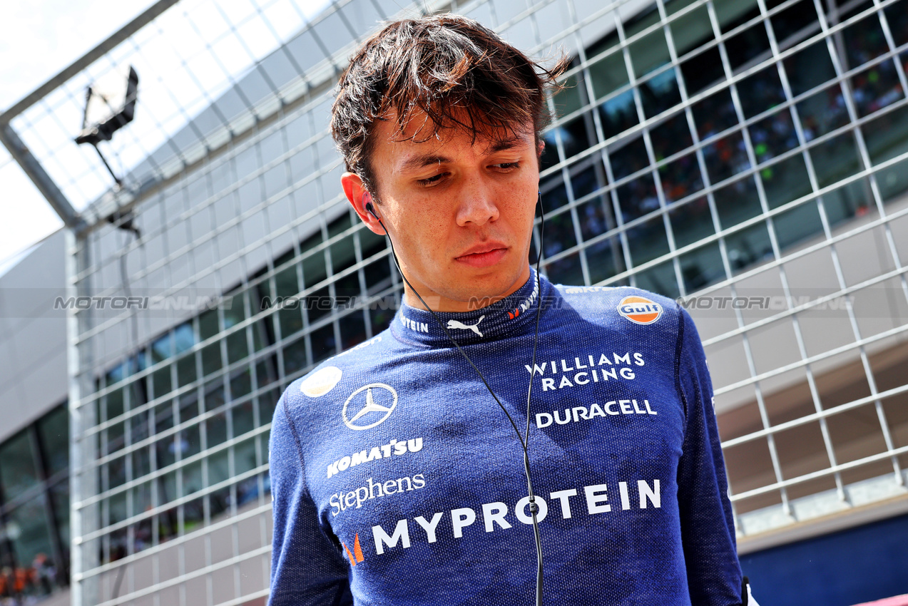 GP AUSTRIA, Alexander Albon (THA) Williams Racing on the grid.

30.06.2024. Formula 1 World Championship, Rd 11, Austrian Grand Prix, Spielberg, Austria, Gara Day.

- www.xpbimages.com, EMail: requests@xpbimages.com © Copyright: Batchelor / XPB Images