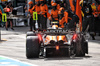 GP AUSTRIA, Lando Norris (GBR) McLaren MCL38 makes a pit stop with a puncture after contact with Max Verstappen (NLD) Red Bull Racing RB20.

30.06.2024. Formula 1 World Championship, Rd 11, Austrian Grand Prix, Spielberg, Austria, Gara Day.

- www.xpbimages.com, EMail: requests@xpbimages.com © Copyright: Batchelor / XPB Images