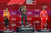 GP AUSTRIA, The podium (L to R): Oscar Piastri (AUS) McLaren, second; George Russell (GBR) Mercedes AMG F1, vincitore; Carlos Sainz Jr (ESP) Ferrari, third.

30.06.2024. Formula 1 World Championship, Rd 11, Austrian Grand Prix, Spielberg, Austria, Gara Day.

- www.xpbimages.com, EMail: requests@xpbimages.com © Copyright: Charniaux / XPB Images