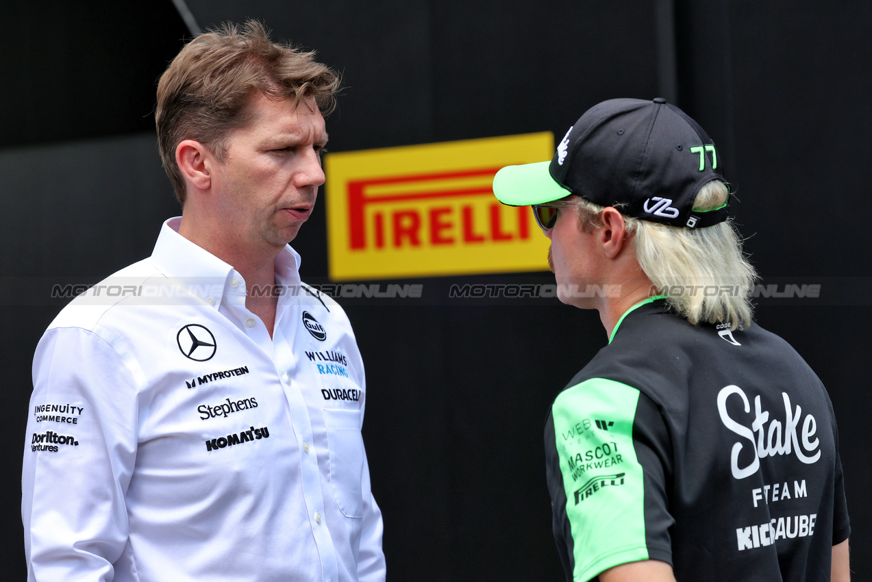 GP AUSTRIA, (L to R): James Vowles (GBR) Williams Racing Team Principal with Valtteri Bottas (FIN) Sauber.

27.06.2024. Formula 1 World Championship, Rd 11, Austrian Grand Prix, Spielberg, Austria, Preparation Day.

- www.xpbimages.com, EMail: requests@xpbimages.com © Copyright: Bearne / XPB Images