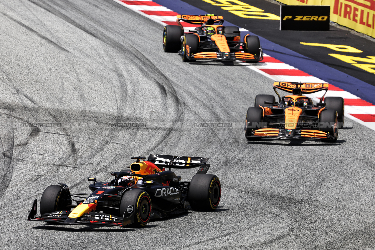 GP AUSTRIA, Max Verstappen (NLD) Red Bull Racing RB20.

29.06.2024. Formula 1 World Championship, Rd 11, Austrian Grand Prix, Spielberg, Austria, Sprint e Qualifiche Day.

- www.xpbimages.com, EMail: requests@xpbimages.com © Copyright: Bearne / XPB Images