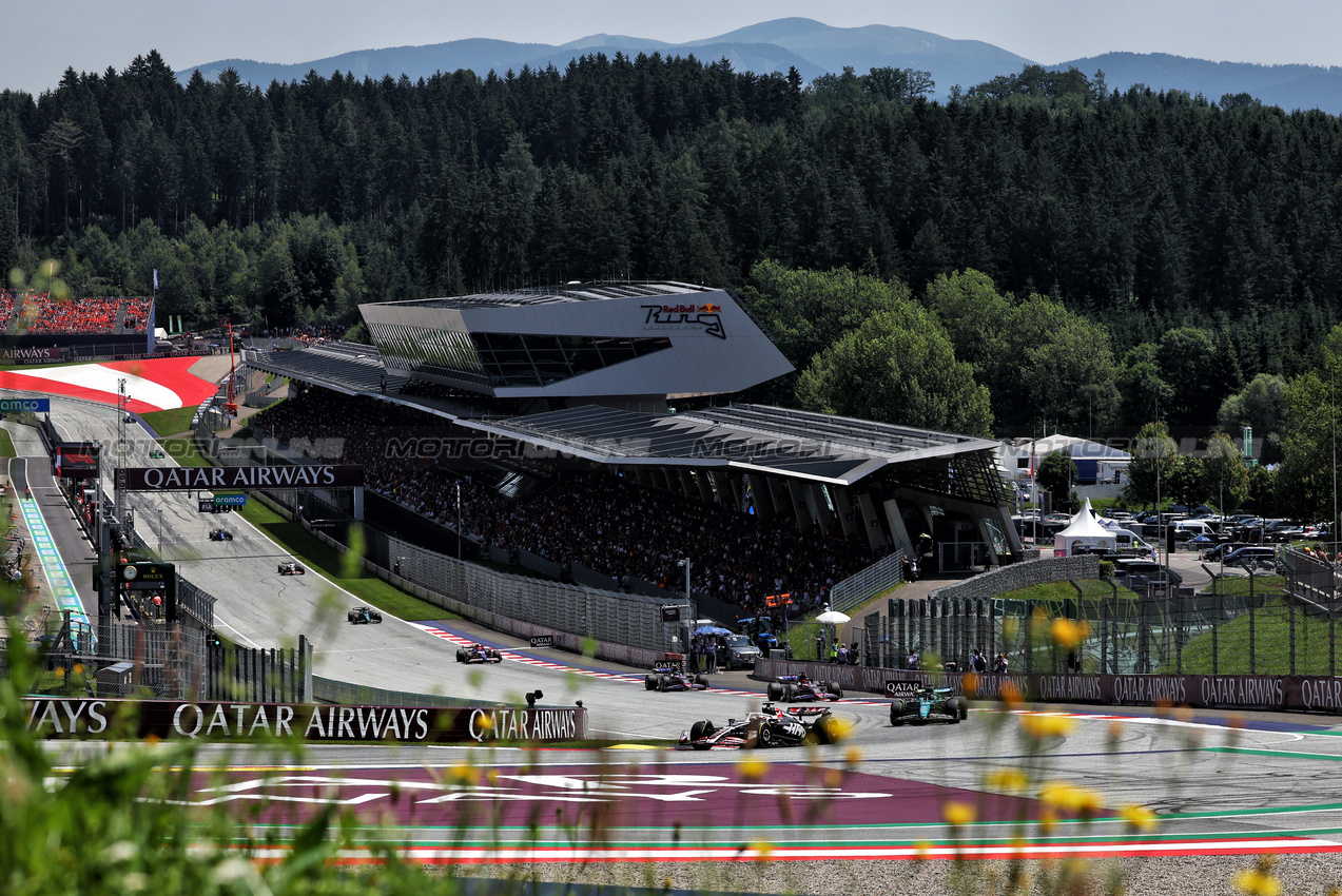 GP AUSTRIA, Kevin Magnussen (DEN) Haas VF-24.

29.06.2024. Formula 1 World Championship, Rd 11, Austrian Grand Prix, Spielberg, Austria, Sprint e Qualifiche Day.

- www.xpbimages.com, EMail: requests@xpbimages.com © Copyright: Charniaux / XPB Images