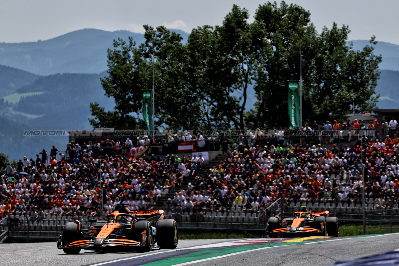 GP AUSTRIA, Oscar Piastri (AUS) McLaren MCL38.

29.06.2024. Formula 1 World Championship, Rd 11, Austrian Grand Prix, Spielberg, Austria, Sprint e Qualifiche Day.

- www.xpbimages.com, EMail: requests@xpbimages.com © Copyright: Charniaux / XPB Images