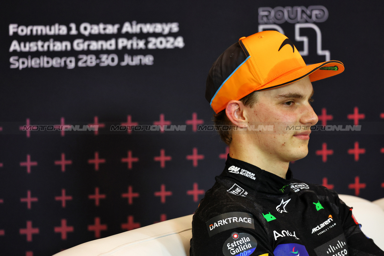 GP AUSTRIA, Oscar Piastri (AUS) McLaren in the post Sprint FIA Press Conference.

29.06.2024. Formula 1 World Championship, Rd 11, Austrian Grand Prix, Spielberg, Austria, Sprint e Qualifiche Day.

- www.xpbimages.com, EMail: requests@xpbimages.com © Copyright: Charniaux / XPB Images