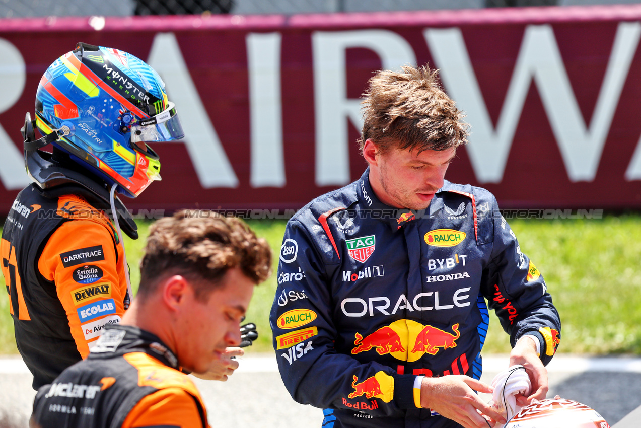 GP AUSTRIA, Sprint winner Max Verstappen (NLD) Red Bull Racing in parc ferme with Oscar Piastri (AUS) McLaren e Lando Norris (GBR) McLaren.

29.06.2024. Formula 1 World Championship, Rd 11, Austrian Grand Prix, Spielberg, Austria, Sprint e Qualifiche Day.

- www.xpbimages.com, EMail: requests@xpbimages.com © Copyright: Batchelor / XPB Images