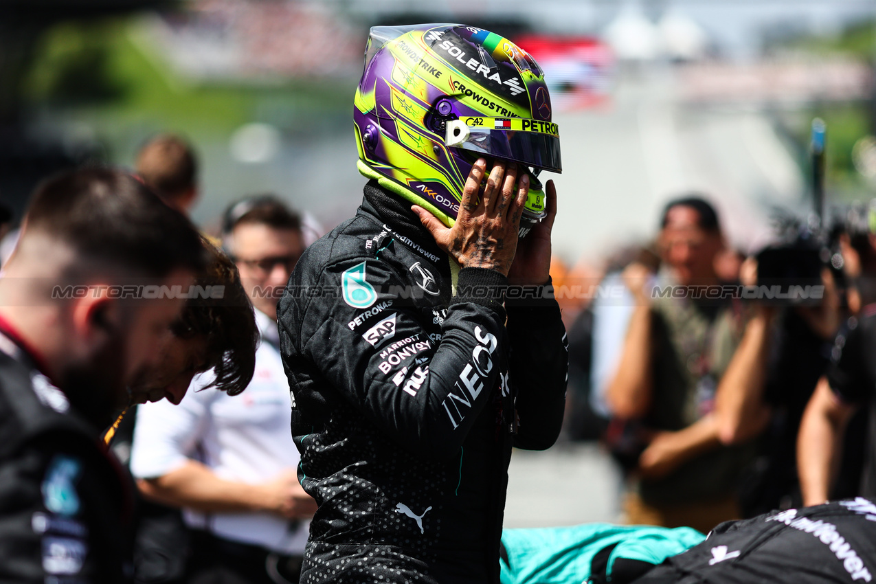 GP AUSTRIA, Lewis Hamilton (GBR), Mercedes AMG F1  
29.06.2024. Formula 1 World Championship, Rd 11, Austrian Grand Prix, Spielberg, Austria, Sprint e Qualifiche Day.
- www.xpbimages.com, EMail: requests@xpbimages.com © Copyright: Charniaux / XPB Images