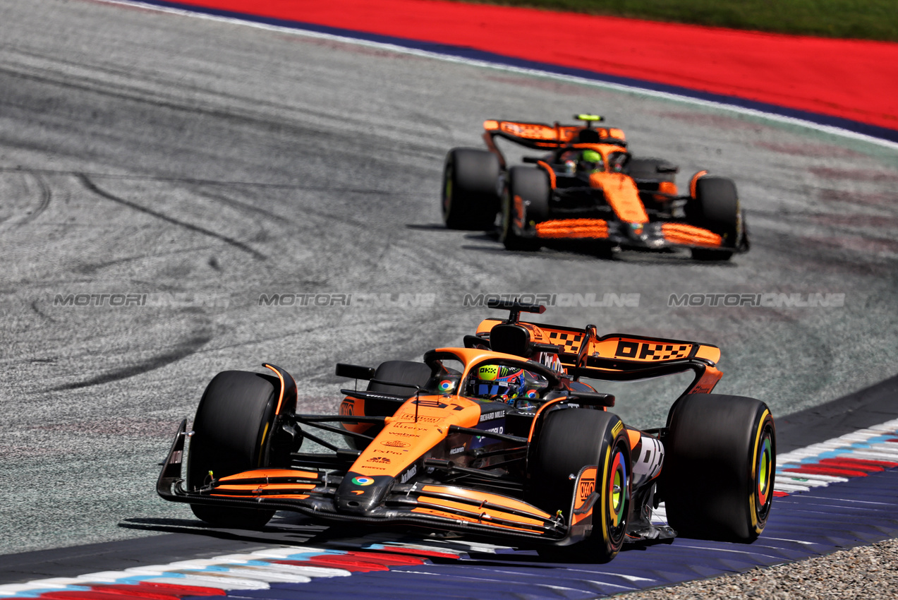 GP AUSTRIA, Oscar Piastri (AUS) McLaren MCL38.

29.06.2024. Formula 1 World Championship, Rd 11, Austrian Grand Prix, Spielberg, Austria, Sprint e Qualifiche Day.

- www.xpbimages.com, EMail: requests@xpbimages.com © Copyright: Batchelor / XPB Images