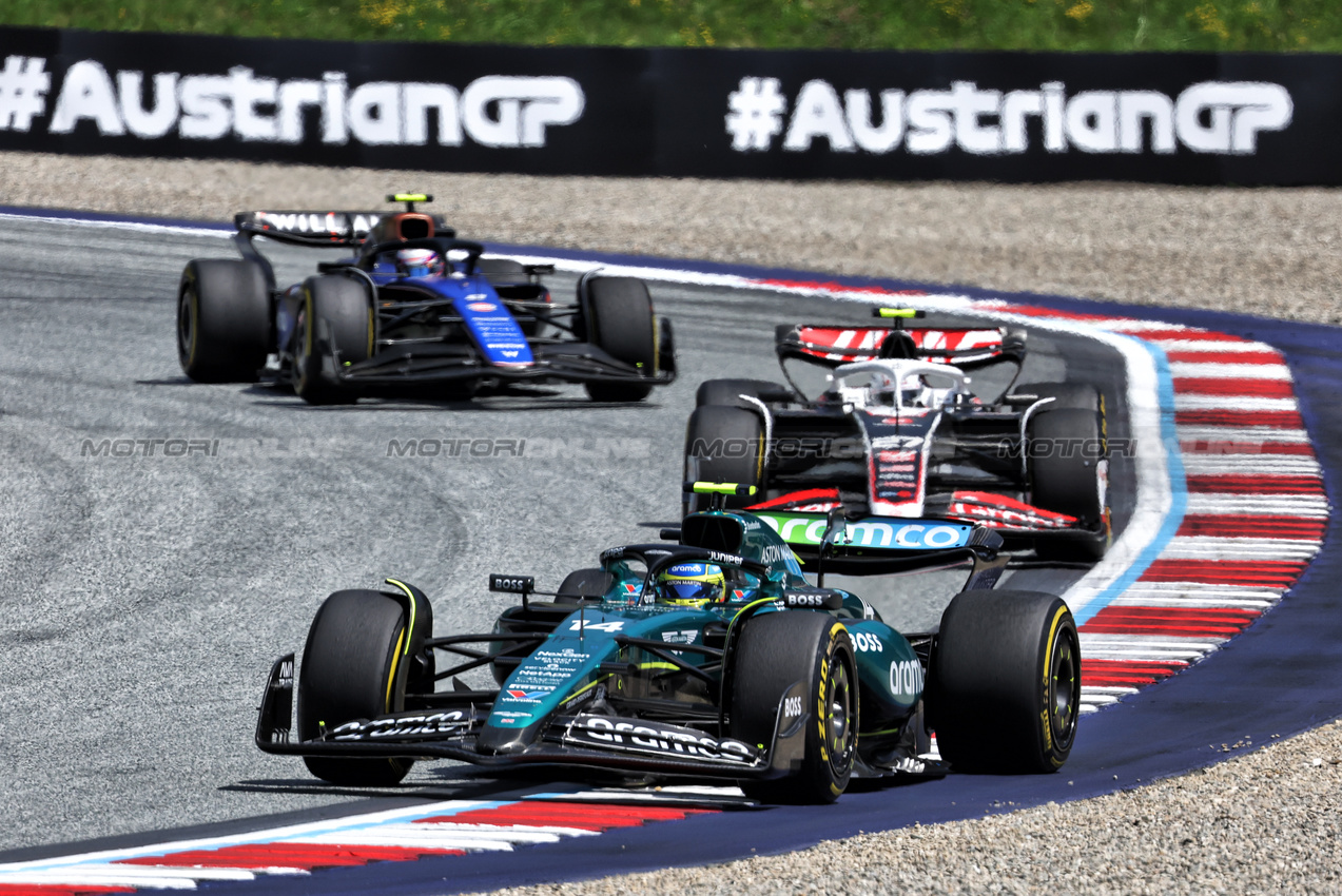 GP AUSTRIA, Fernando Alonso (ESP) Aston Martin F1 Team AMR24.

29.06.2024. Formula 1 World Championship, Rd 11, Austrian Grand Prix, Spielberg, Austria, Sprint e Qualifiche Day.

- www.xpbimages.com, EMail: requests@xpbimages.com © Copyright: Bearne / XPB Images