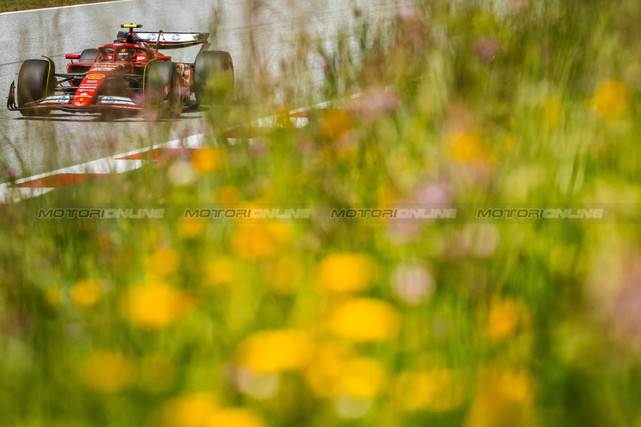 GP AUSTRIA, Carlos Sainz Jr (ESP) Ferrari SF-24.

29.06.2024. Formula 1 World Championship, Rd 11, Austrian Grand Prix, Spielberg, Austria, Sprint e Qualifiche Day.

- www.xpbimages.com, EMail: requests@xpbimages.com © Copyright: Bearne / XPB Images