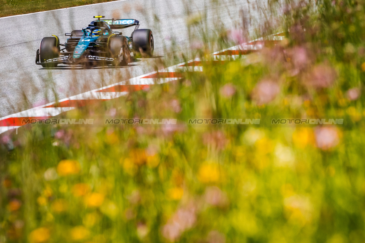 GP AUSTRIA, Fernando Alonso (ESP) Aston Martin F1 Team AMR24.

29.06.2024. Formula 1 World Championship, Rd 11, Austrian Grand Prix, Spielberg, Austria, Sprint e Qualifiche Day.

- www.xpbimages.com, EMail: requests@xpbimages.com © Copyright: Bearne / XPB Images