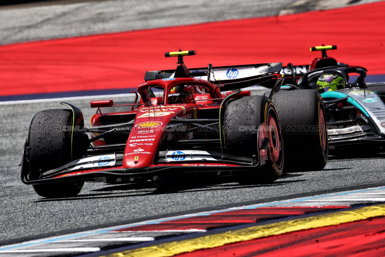 GP AUSTRIA, Carlos Sainz Jr (ESP) Ferrari SF-24.

29.06.2024. Formula 1 World Championship, Rd 11, Austrian Grand Prix, Spielberg, Austria, Sprint e Qualifiche Day.

 - www.xpbimages.com, EMail: requests@xpbimages.com © Copyright: Coates / XPB Images