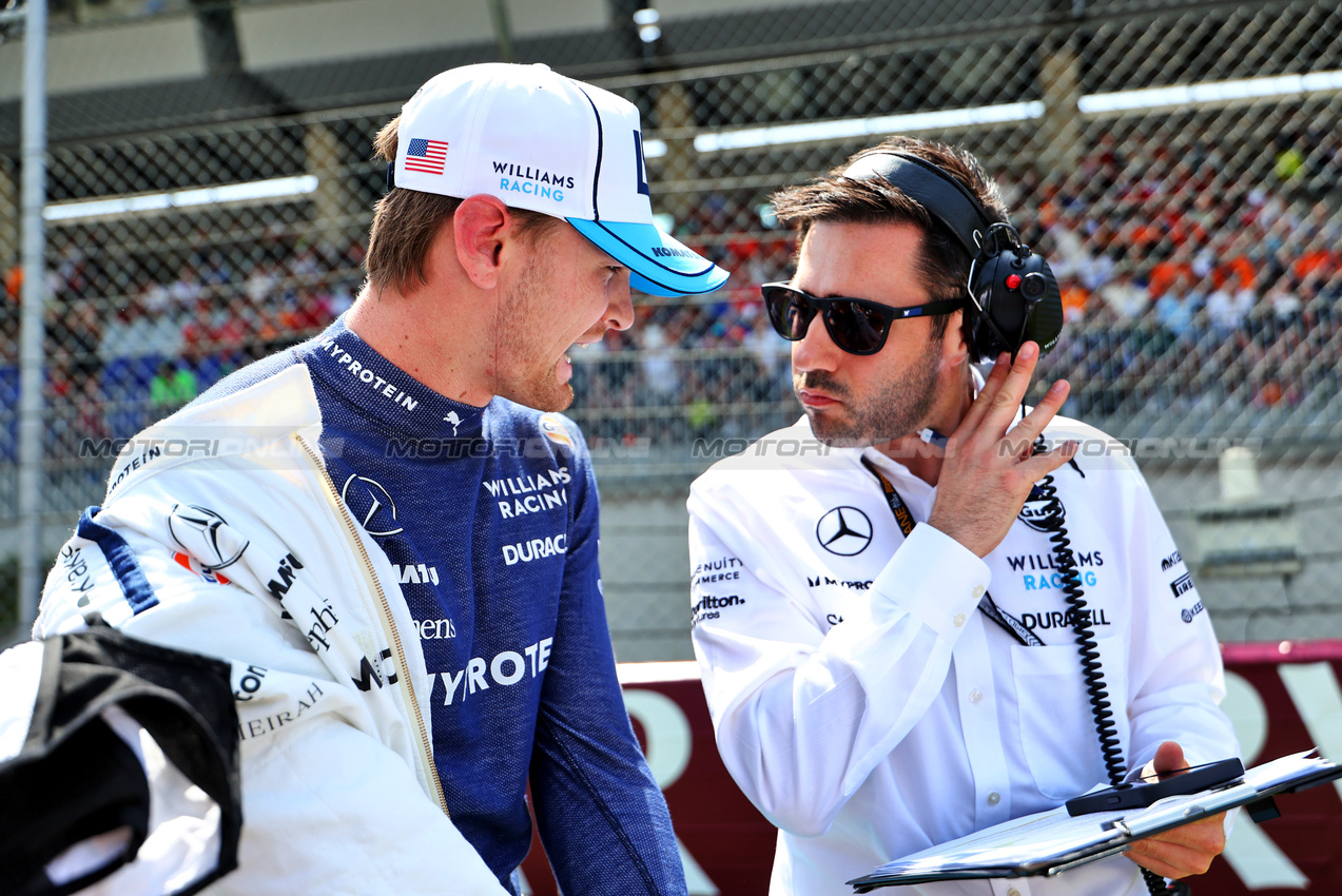 GP AUSTRIA, Logan Sargeant (USA) Williams Racing on the grid.

29.06.2024. Formula 1 World Championship, Rd 11, Austrian Grand Prix, Spielberg, Austria, Sprint e Qualifiche Day.

- www.xpbimages.com, EMail: requests@xpbimages.com © Copyright: Batchelor / XPB Images