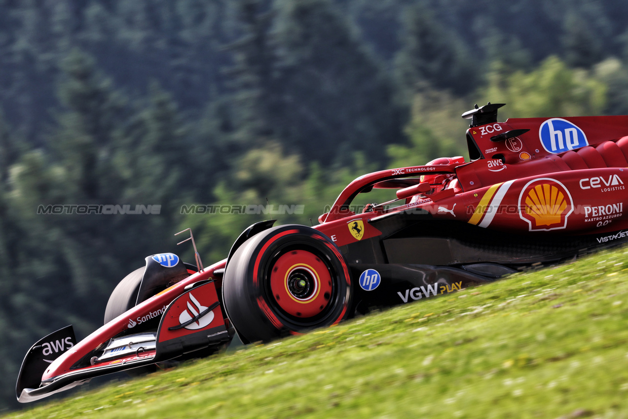 GP AUSTRIA, Charles Leclerc (MON) Ferrari SF-24.

29.06.2024. Formula 1 World Championship, Rd 11, Austrian Grand Prix, Spielberg, Austria, Sprint e Qualifiche Day.

- www.xpbimages.com, EMail: requests@xpbimages.com © Copyright: Bearne / XPB Images