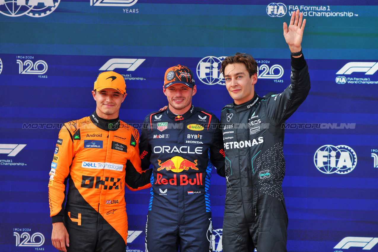 GP AUSTRIA, Qualifiche top three in parc ferme (L to R): Lando Norris (GBR) McLaren, second; Max Verstappen (NLD) Red Bull Racing, pole position; George Russell (GBR) Mercedes AMG F1, third.

29.06.2024. Formula 1 World Championship, Rd 11, Austrian Grand Prix, Spielberg, Austria, Sprint e Qualifiche Day.

- www.xpbimages.com, EMail: requests@xpbimages.com © Copyright: Batchelor / XPB Images