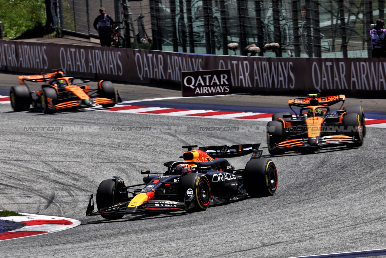 GP AUSTRIA, Max Verstappen (NLD) Red Bull Racing RB20.

29.06.2024. Formula 1 World Championship, Rd 11, Austrian Grand Prix, Spielberg, Austria, Sprint e Qualifiche Day.

- www.xpbimages.com, EMail: requests@xpbimages.com © Copyright: Charniaux / XPB Images