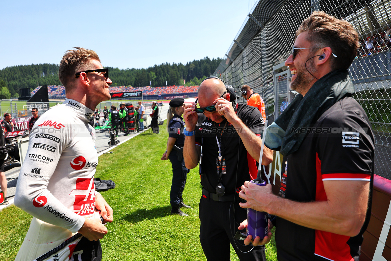 GP AUSTRIA, Nico Hulkenberg (GER) Haas F1 Team on the grid.

29.06.2024. Formula 1 World Championship, Rd 11, Austrian Grand Prix, Spielberg, Austria, Sprint e Qualifiche Day.

- www.xpbimages.com, EMail: requests@xpbimages.com © Copyright: Batchelor / XPB Images