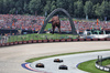 GP AUSTRIA, Oscar Piastri (AUS) McLaren MCL38 e George Russell (GBR) Mercedes AMG F1 W15.

29.06.2024. Formula 1 World Championship, Rd 11, Austrian Grand Prix, Spielberg, Austria, Sprint e Qualifiche Day.

- www.xpbimages.com, EMail: requests@xpbimages.com © Copyright: Bearne / XPB Images