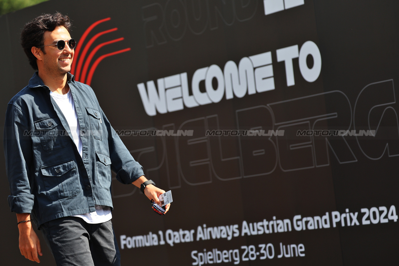 GP AUSTRIA, Sergio Perez (MEX) Red Bull Racing.

28.06.2024. Formula 1 World Championship, Rd 11, Austrian Grand Prix, Spielberg, Austria, Sprint Qualifiche Day.

- www.xpbimages.com, EMail: requests@xpbimages.com © Copyright: Batchelor / XPB Images