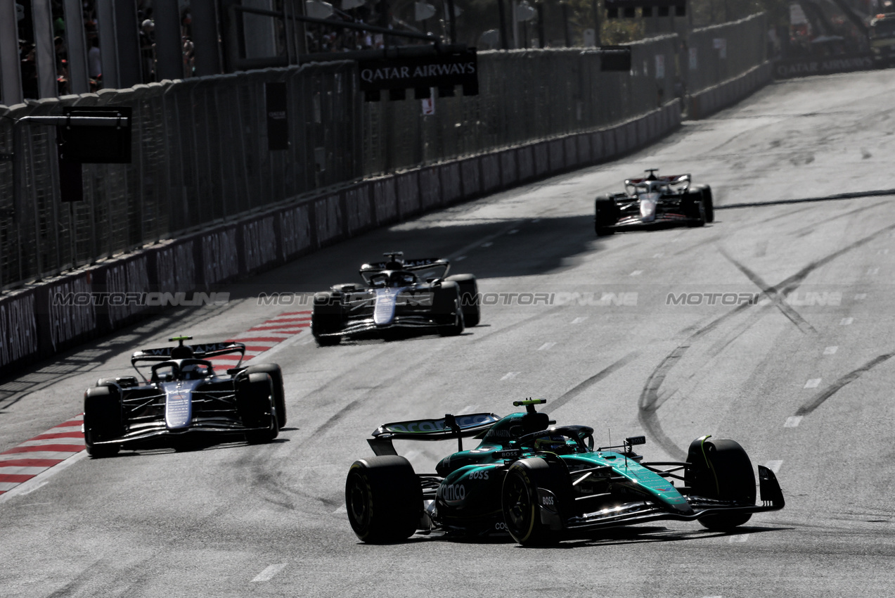 GP AZERBAIJAN, Fernando Alonso (ESP) Aston Martin F1 Team AMR24.

15.09.2024. Formula 1 World Championship, Rd 17, Azerbaijan Grand Prix, Baku Street Circuit, Azerbaijan, Gara Day.

- www.xpbimages.com, EMail: requests@xpbimages.com © Copyright: Batchelor / XPB Images