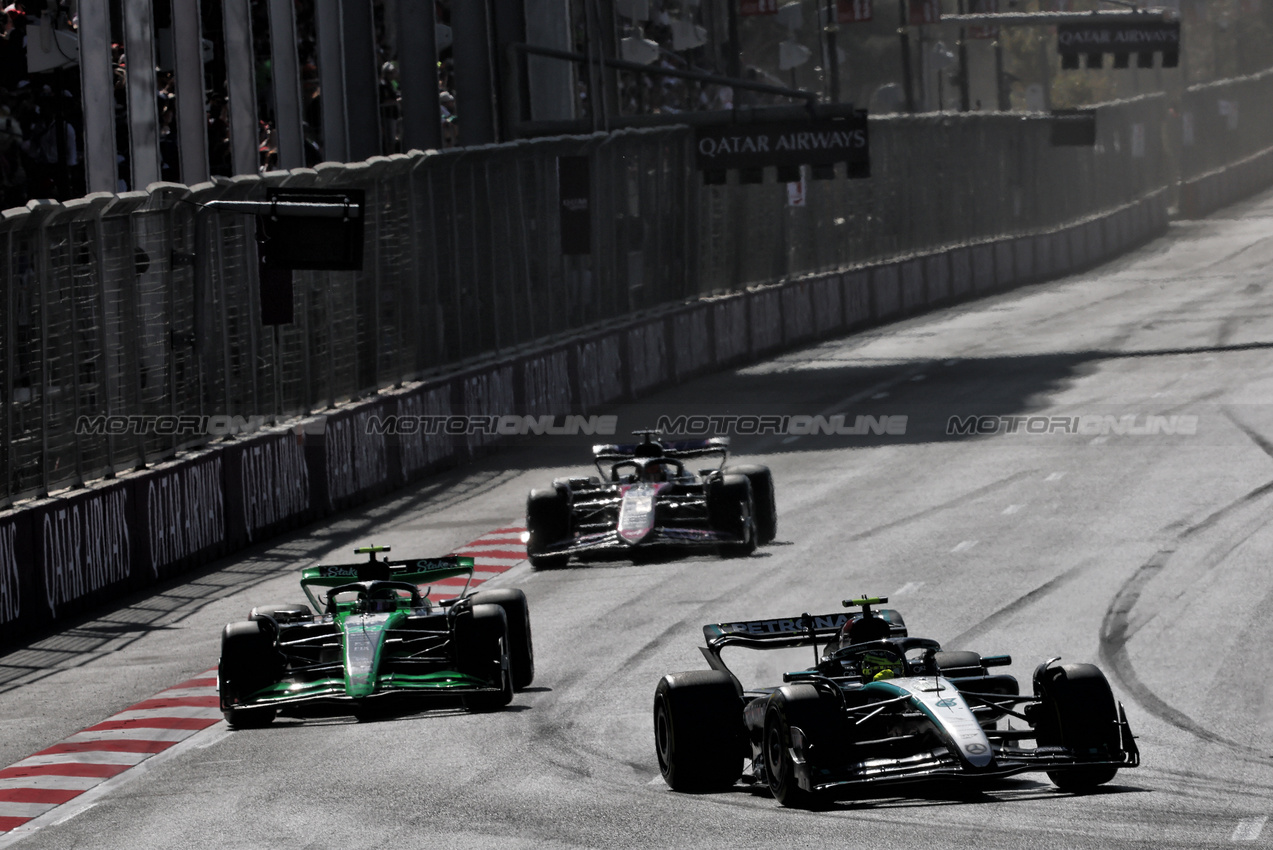 GP AZERBAIJAN, Lewis Hamilton (GBR) Mercedes AMG F1 W15.

15.09.2024. Formula 1 World Championship, Rd 17, Azerbaijan Grand Prix, Baku Street Circuit, Azerbaijan, Gara Day.

- www.xpbimages.com, EMail: requests@xpbimages.com © Copyright: Batchelor / XPB Images