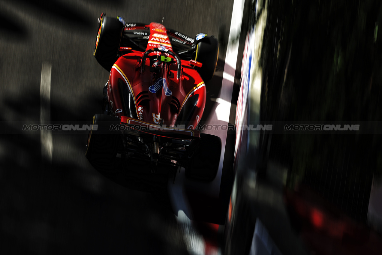 GP AZERBAIJAN, Carlos Sainz Jr (ESP) Ferrari SF-24.

15.09.2024. Formula 1 World Championship, Rd 17, Azerbaijan Grand Prix, Baku Street Circuit, Azerbaijan, Gara Day.

- www.xpbimages.com, EMail: requests@xpbimages.com © Copyright: Bearne / XPB Images