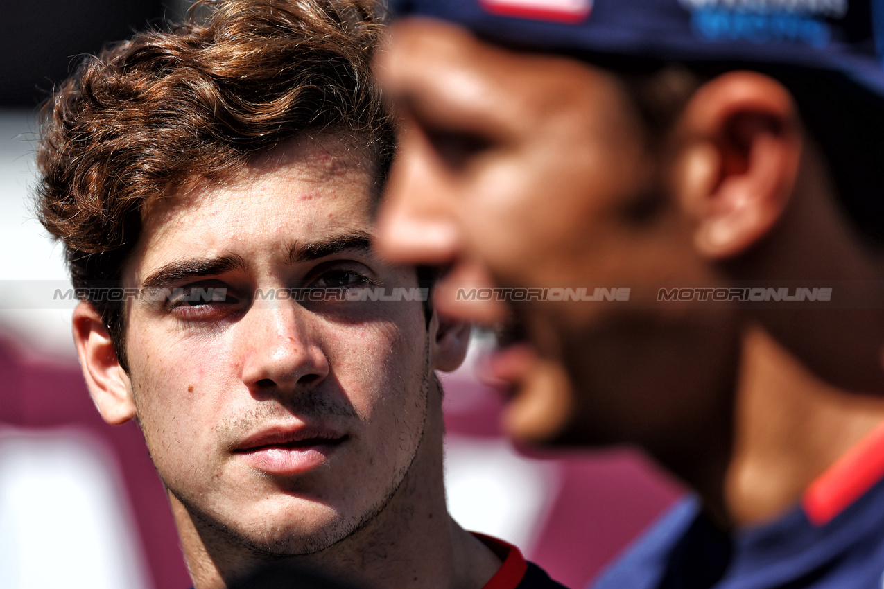 GP AZERBAIJAN, Franco Colapinto (ARG) Williams Racing e team mate Alexander Albon (THA) Williams Racing on the drivers' parade.

15.09.2024. Formula 1 World Championship, Rd 17, Azerbaijan Grand Prix, Baku Street Circuit, Azerbaijan, Gara Day.

 - www.xpbimages.com, EMail: requests@xpbimages.com © Copyright: Coates / XPB Images