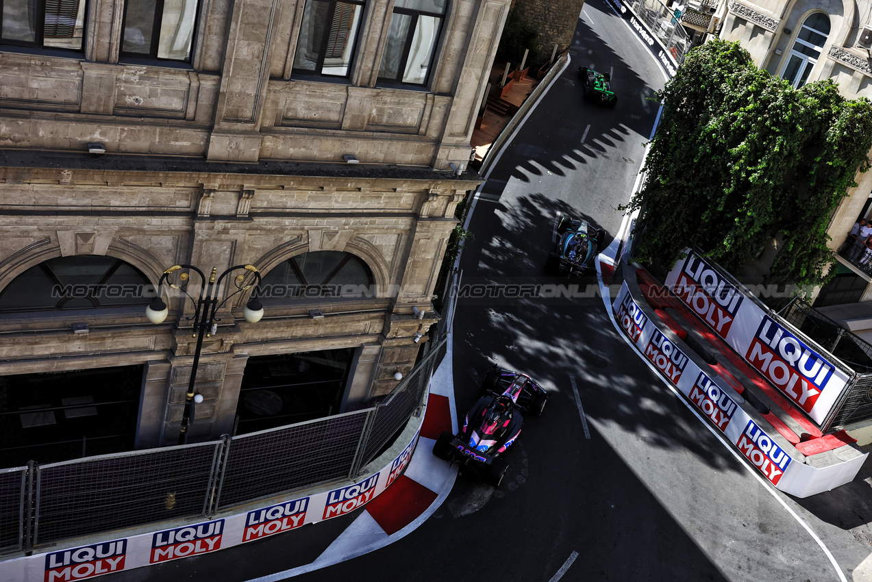 GP AZERBAIJAN, Esteban Ocon (FRA) Alpine F1 Team A524.

15.09.2024. Formula 1 World Championship, Rd 17, Azerbaijan Grand Prix, Baku Street Circuit, Azerbaijan, Gara Day.

- www.xpbimages.com, EMail: requests@xpbimages.com © Copyright: Bearne / XPB Images