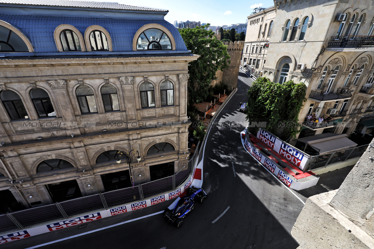 GP AZERBAIJAN, Alexander Albon (THA) Williams Racing FW46.

15.09.2024. Formula 1 World Championship, Rd 17, Azerbaijan Grand Prix, Baku Street Circuit, Azerbaijan, Gara Day.

- www.xpbimages.com, EMail: requests@xpbimages.com © Copyright: Bearne / XPB Images