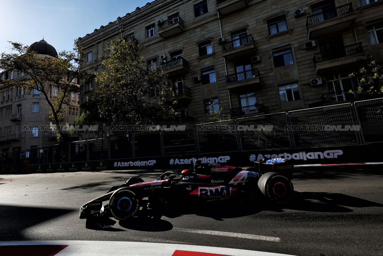 GP AZERBAIJAN, Esteban Ocon (FRA) Alpine F1 Team A524.

15.09.2024. Formula 1 World Championship, Rd 17, Azerbaijan Grand Prix, Baku Street Circuit, Azerbaijan, Gara Day.

- www.xpbimages.com, EMail: requests@xpbimages.com © Copyright: Charniaux / XPB Images