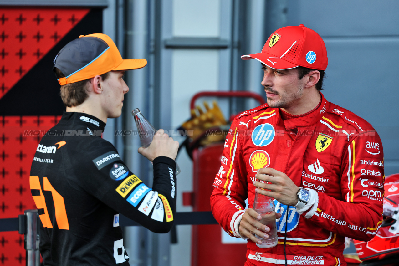 GP AZERBAIJAN, (L to R): Gara winner Oscar Piastri (AUS) McLaren in parc ferme with second placed Charles Leclerc (MON) Ferrari.

15.09.2024. Formula 1 World Championship, Rd 17, Azerbaijan Grand Prix, Baku Street Circuit, Azerbaijan, Gara Day.

- www.xpbimages.com, EMail: requests@xpbimages.com © Copyright: Batchelor / XPB Images