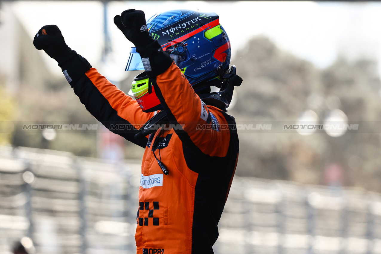 GP AZERBAIJAN, Oscar Piastri (AUS), McLaren 
15.09.2024. Formula 1 World Championship, Rd 17, Azerbaijan Grand Prix, Baku Street Circuit, Azerbaijan, Gara Day.
- www.xpbimages.com, EMail: requests@xpbimages.com © Copyright: Charniaux / XPB Images