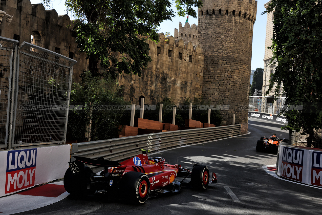 GP AZERBAIJAN, Carlos Sainz Jr (ESP) Ferrari SF-24.

15.09.2024. Formula 1 World Championship, Rd 17, Azerbaijan Grand Prix, Baku Street Circuit, Azerbaijan, Gara Day.

- www.xpbimages.com, EMail: requests@xpbimages.com © Copyright: Bearne / XPB Images