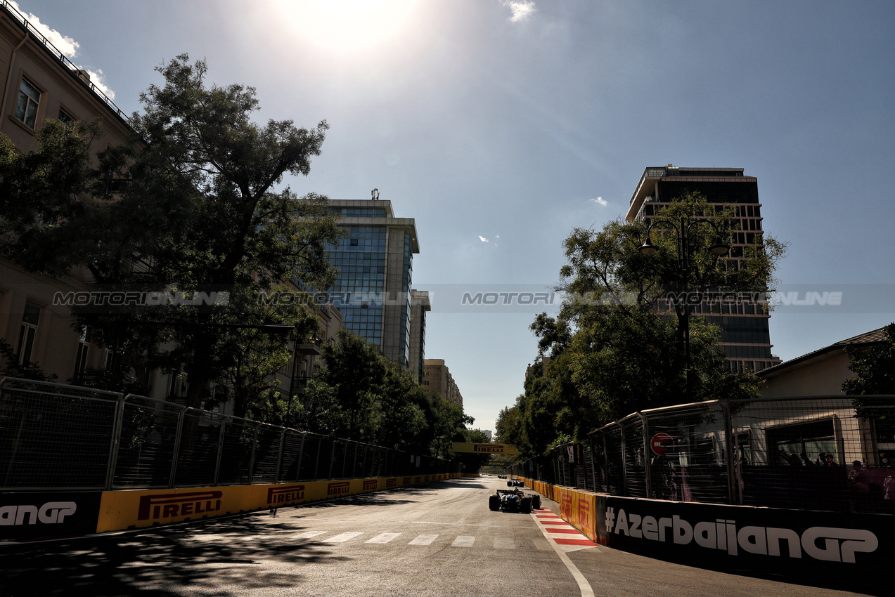 GP AZERBAIJAN, Pierre Gasly (FRA) Alpine F1 Team A524.

15.09.2024. Formula 1 World Championship, Rd 17, Azerbaijan Grand Prix, Baku Street Circuit, Azerbaijan, Gara Day.

 - www.xpbimages.com, EMail: requests@xpbimages.com © Copyright: Coates / XPB Images