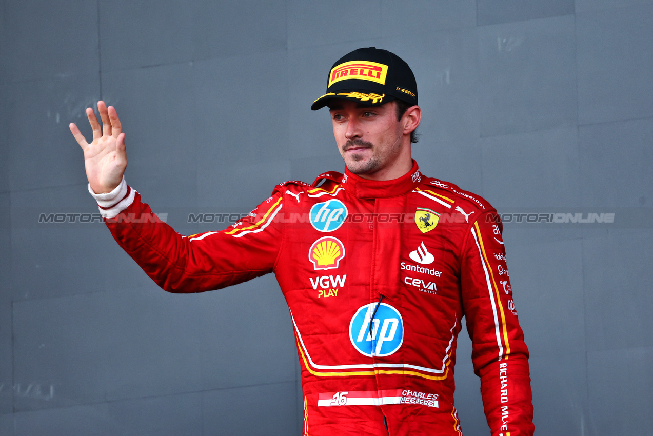 GP AZERBAIJAN, Charles Leclerc (MON) Ferrari celebrates his second position on the podium.

15.09.2024. Formula 1 World Championship, Rd 17, Azerbaijan Grand Prix, Baku Street Circuit, Azerbaijan, Gara Day.

 - www.xpbimages.com, EMail: requests@xpbimages.com © Copyright: Coates / XPB Images