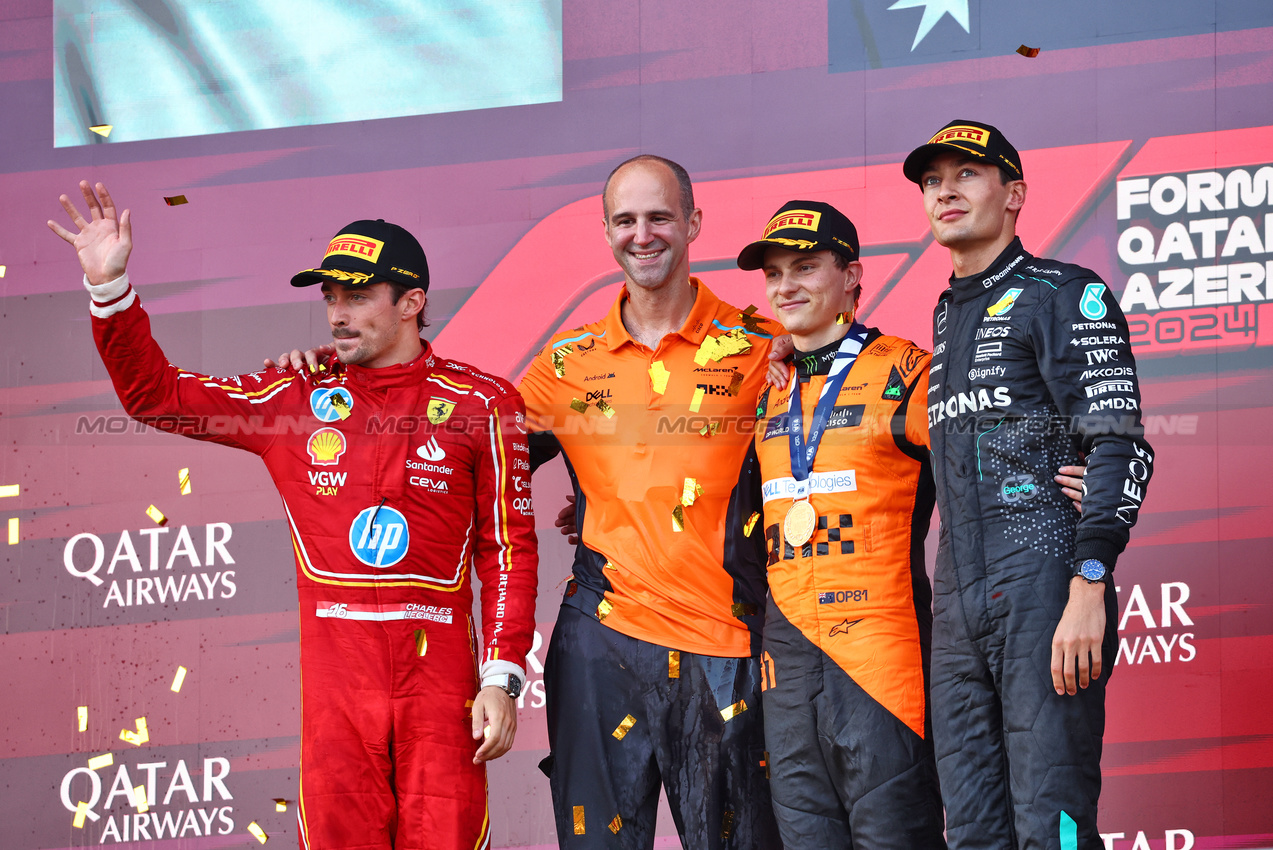 GP AZERBAIJAN, The podium (L to R): Charles Leclerc (MON) Ferrari, second; Tom Stallard (GBR) McLaren Gara Engineer; Oscar Piastri (AUS) McLaren, vincitore; George Russell (GBR) Mercedes AMG F1, third.

15.09.2024. Formula 1 World Championship, Rd 17, Azerbaijan Grand Prix, Baku Street Circuit, Azerbaijan, Gara Day.

 - www.xpbimages.com, EMail: requests@xpbimages.com © Copyright: Coates / XPB Images