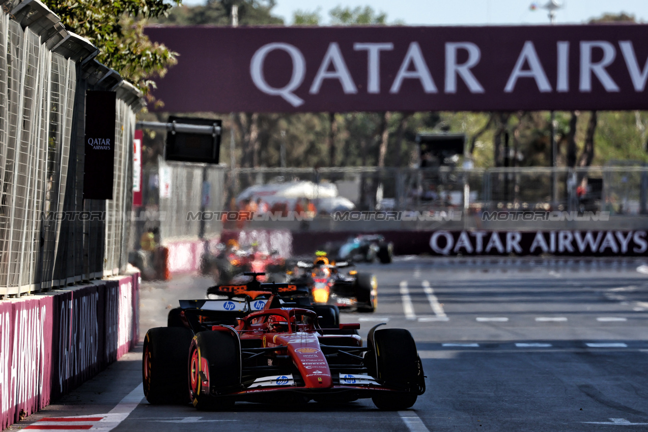 GP AZERBAIJAN, Charles Leclerc (MON) Ferrari SF-24.

15.09.2024. Formula 1 World Championship, Rd 17, Azerbaijan Grand Prix, Baku Street Circuit, Azerbaijan, Gara Day.

 - www.xpbimages.com, EMail: requests@xpbimages.com © Copyright: Coates / XPB Images