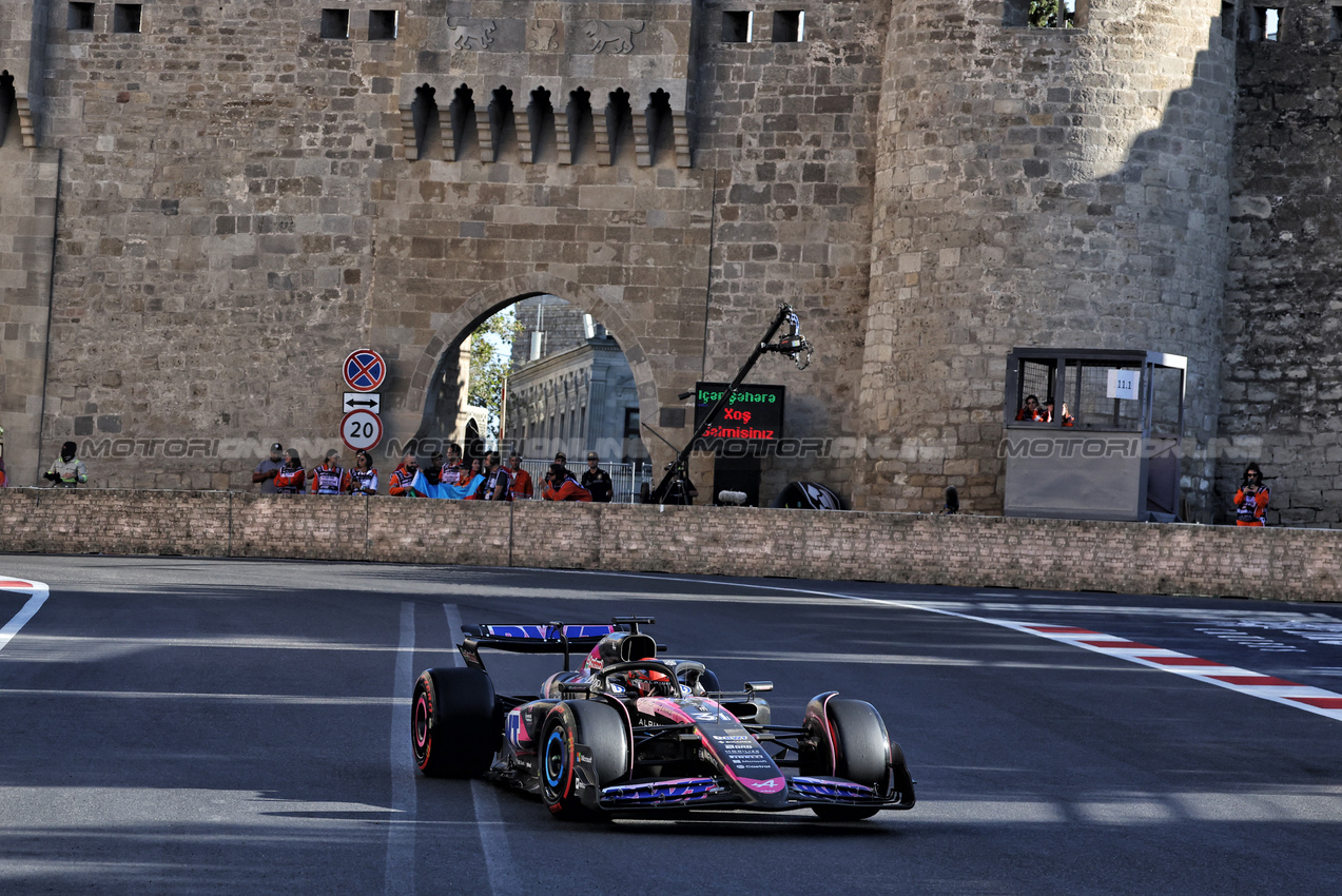 GP AZERBAIJAN, Esteban Ocon (FRA) Alpine F1 Team A524.

15.09.2024. Formula 1 World Championship, Rd 17, Azerbaijan Grand Prix, Baku Street Circuit, Azerbaijan, Gara Day.

- www.xpbimages.com, EMail: requests@xpbimages.com © Copyright: Bearne / XPB Images