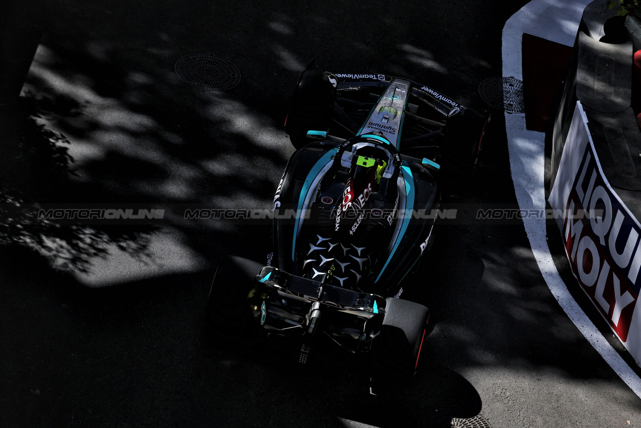 GP AZERBAIJAN, Lewis Hamilton (GBR) Mercedes AMG F1 W15.

15.09.2024. Formula 1 World Championship, Rd 17, Azerbaijan Grand Prix, Baku Street Circuit, Azerbaijan, Gara Day.

- www.xpbimages.com, EMail: requests@xpbimages.com © Copyright: Bearne / XPB Images