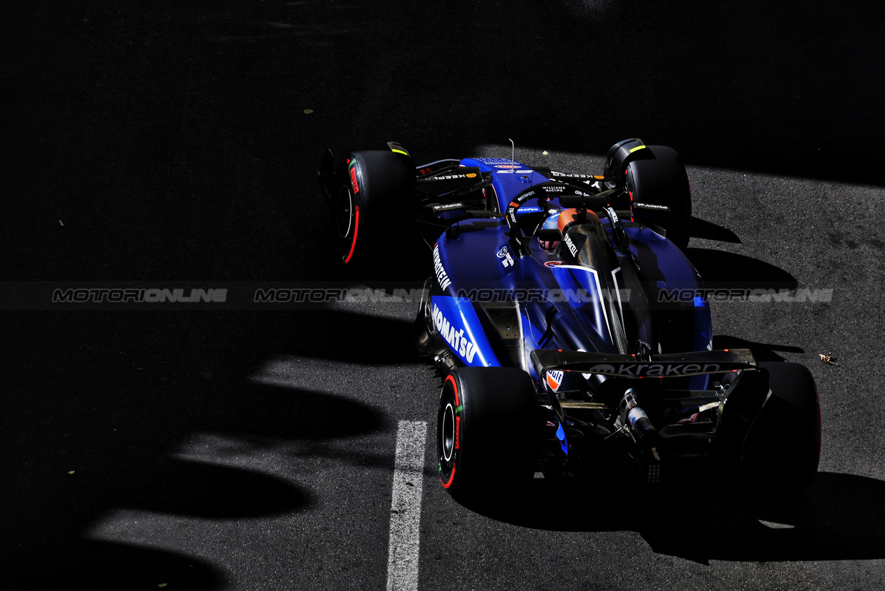 GP AZERBAIJAN, Alexander Albon (THA) Williams Racing FW46.

15.09.2024. Formula 1 World Championship, Rd 17, Azerbaijan Grand Prix, Baku Street Circuit, Azerbaijan, Gara Day.

- www.xpbimages.com, EMail: requests@xpbimages.com © Copyright: Bearne / XPB Images