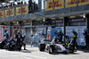 GP AZERBAIJAN, Alexander Albon (THA) Williams Racing FW46 makes a pit stop.

15.09.2024. Formula 1 World Championship, Rd 17, Azerbaijan Grand Prix, Baku Street Circuit, Azerbaijan, Gara Day.

- www.xpbimages.com, EMail: requests@xpbimages.com © Copyright: Batchelor / XPB Images